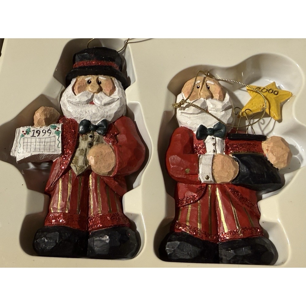 Lot of 12 Mixed Christmas Ornaments Decor Hallmark Disney Peanuts Midwest - Picture 7 of 14